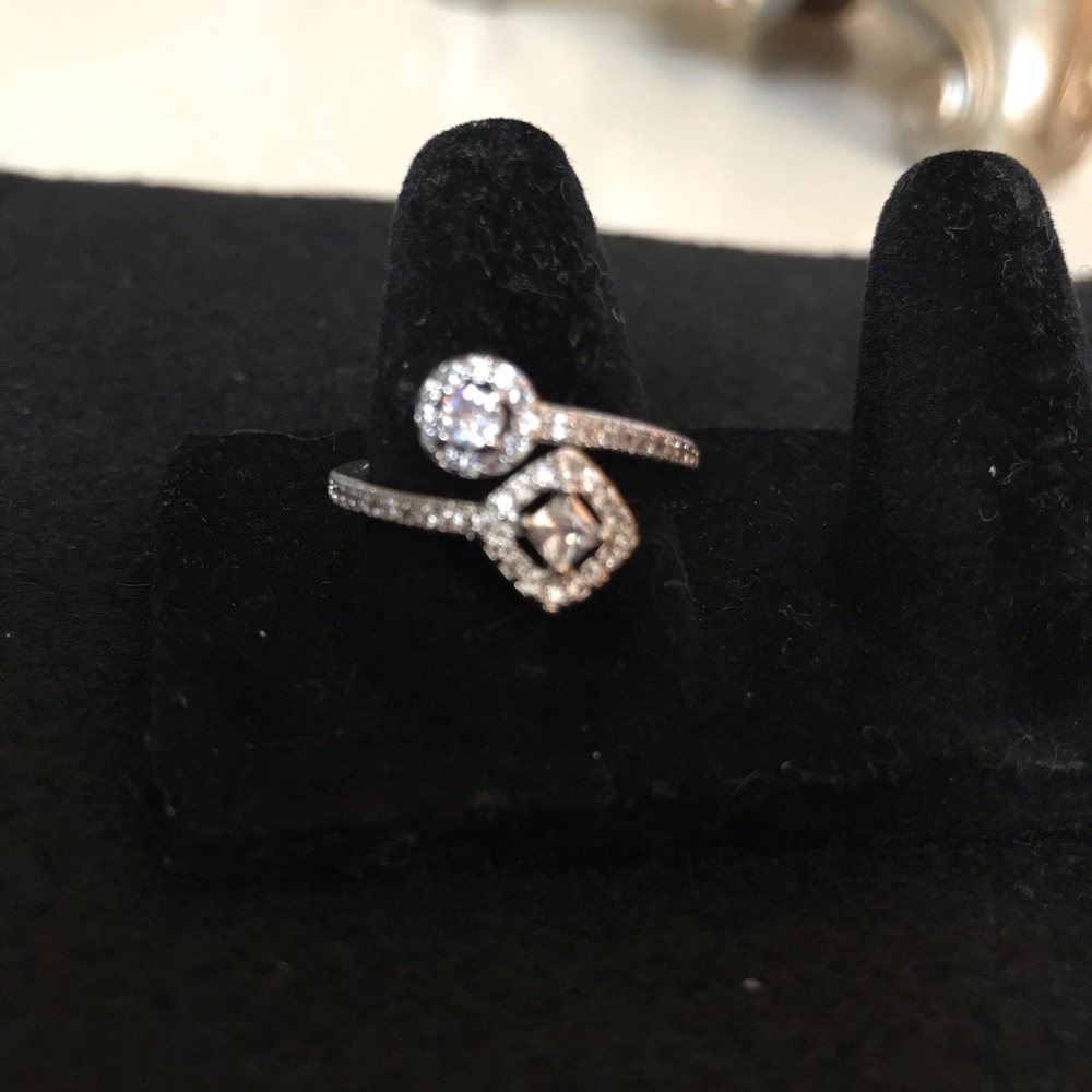 Rhinestone Ring - Picture 2 of 2